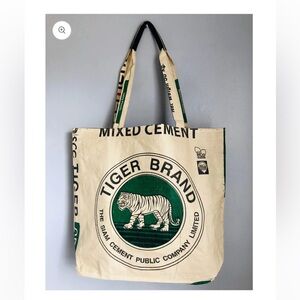 NWOT CEMENT6 Eco-Friendly Tote Bag - Green and Cream